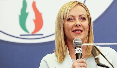 İtalya Başbakanı Meloni, Musk'ı "olağanüstü bir yenilikçi" olarak tanımladı