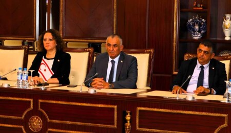 Nazım Çavuşoğlu, Azerbaycan Milli Meclisi Bilim ve Eğitim Komitesi ile görüştü