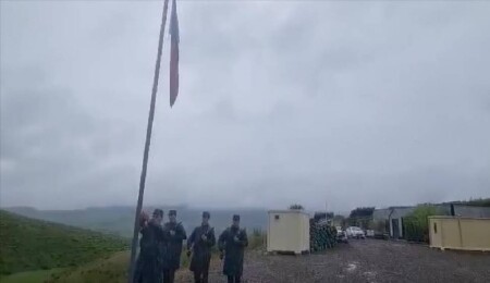 Ermenistan'ın iade ettiği 4 köye Azerbaycan bayrakları çekildi