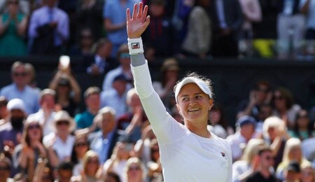 Wimbledon'da şampiyon Barbora Krejcikova