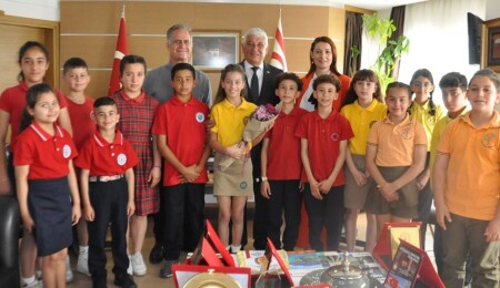 Mahmut Özçınar: Bugün ziyaret ettikleri makamları gelecekte çocukları yönetecek
