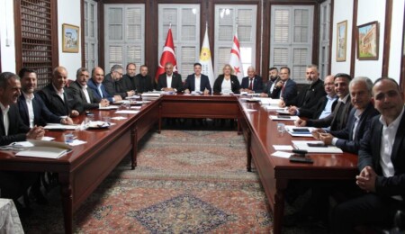 Belediyeler Birliği'nde başkan yeniden Mahmut Özçınar
