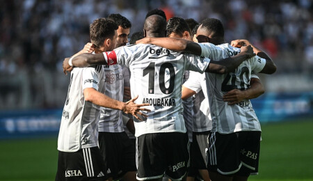 Beşiktaş, şampiyonluk yarışından gittikçe uzaklaşıyor