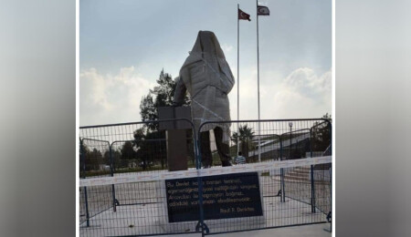 Denktaş'ın yeni büstünden ilk görüntü geldi