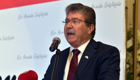 Ünal Üstel: Etler, sertifikalarıyla gelecek