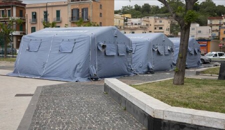 İtalya'nın Campi Flegrei bölgesinde üst üste yaşanan depremler endişeye yol açtı