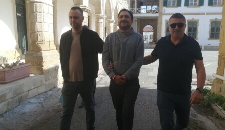 Uyuşturucuyla ülkeye giriş yapmaktan itham edildi: Zanlı 3 gün tutuklu