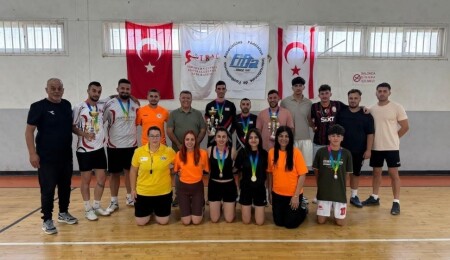 Futbol Tenisi Gençlik Kupası tamamlandı: Ada Spor birinci geldi!