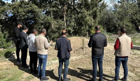 Sahillerde bulunan iki cansız beden Esentepe Mezarlığı’na defnedildi