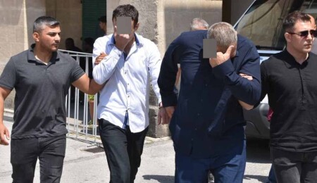 “Kripto alışverişi” bahanesiyle bir şahsı önce darbeden sonra soyan zanlılar, cezaevine gönderildi
