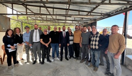 Bakan Çavuş Dilekkaya'da üreticilerle bir araya geldi: Sürdürülebilir üretim için destekler sürüyor