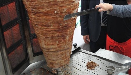 Germany Objects to Turkey’s Status Bid for Döner Kebab