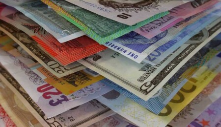 Dolar 35.30, Euro 36.65, Sterlin 44.15 TL’den işlem görüyor
