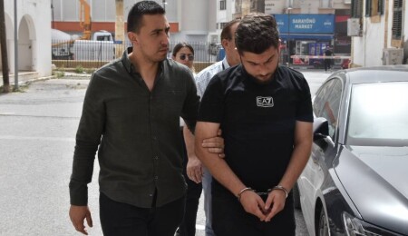 Lefkoşa’da iki bar görevlisini bıçaklayan Enes Karasakal, 3 gün tutuklu kalacak!