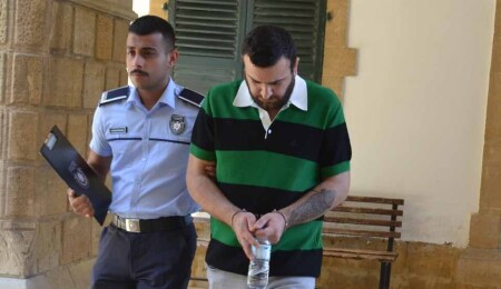 Uçakta ve Ercan Havalimanı’nda olay çıkaran Engin Can Özçelik, cezaevine gönderildi