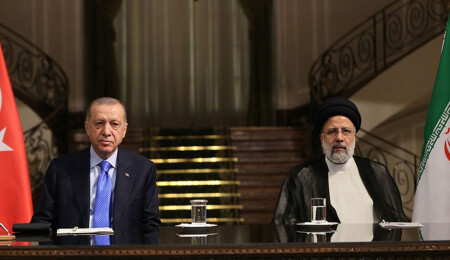 Recep Tayyip Erdoğan, İran Cumhurbaşkanı İbrahim Reisi ile telefonda görüştü