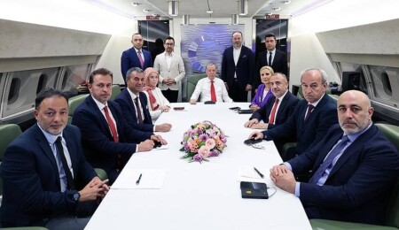 Erdoğan: UEFA'nın Merih'e verdiği ceza siyasi bir karardır