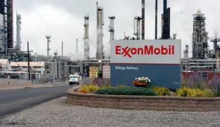 Petrolina, Exxon Mobil'in Güney Kıbrıs'taki 68 benzin istasyonunu satın aldı