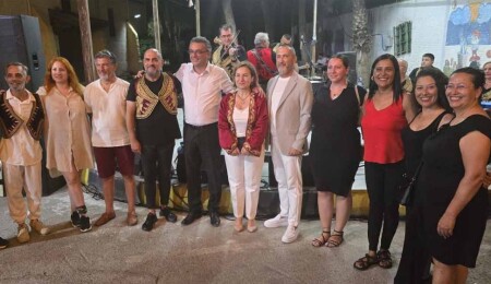 4. Uluslararası Lefkoşa Halk Dansları Festivali, Kıbrıs Gecesi etkinliğiyle başladı