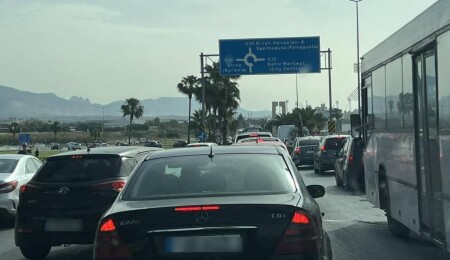 Vatandaşlar, Gönyeli’deki trafik çilesine çözüm istiyor!