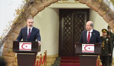 Hakan Fidan: Kıbrıs Türkü'nün üzerindeki izolasyonlar insanlık suçudur
