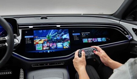 Mercedes-Benz otomobillere oyun oynatma desteği geldi