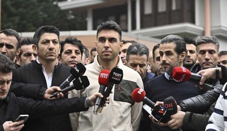 Türkiye’deki hakemlerden saldırıya uğrayan meslektaşları Halil Umut Meler'e destek
