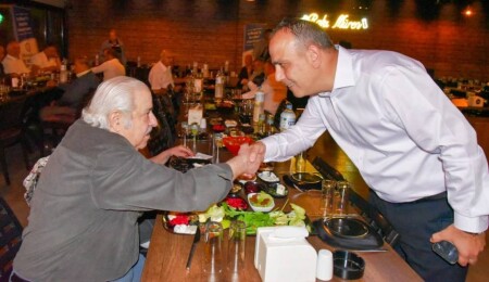 Mehmet Harmancı, bölge muhtarlarıyla dayanışma yemeğinde buluştu