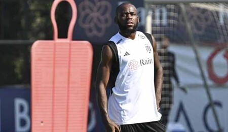 Beşiktaş'ın kiralık gönderdiği Jean Onana'ya silahlı saldırı