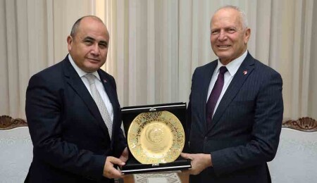 Zorlu Töre, Ali Murat Başçeri’yi kabul etti