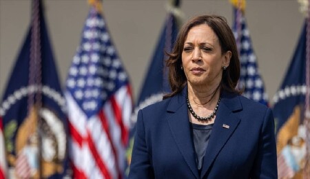 Kamala Harris, başkan yardımcısı adaylığına Minnesota Valisi Tim Walz'u seçti