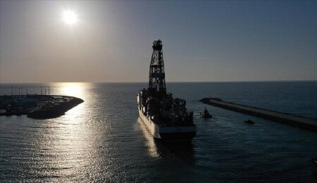 Londra: Rusya Karadeniz’deki mayınlarla sivil gemileri hedef alabilir