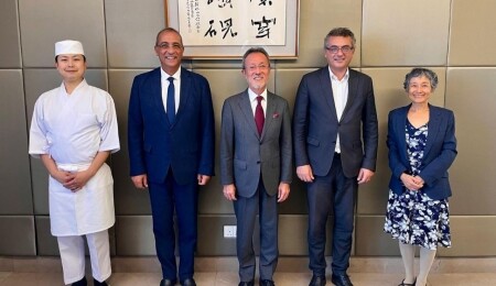Tufan Erhürman, Japon Büyükelçi Yoshio Yamawaki ile görüştü