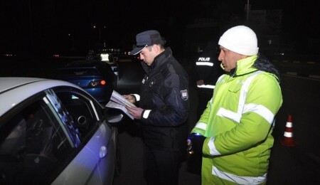 Ülke genelindeki trafik denetimlerinde 311 sürücü rapor edildi: 26 araç trafikten men, 1 tutuklu