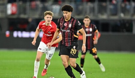 Galatasaray, Hollanda deplasmanından 1 puanla dönüyor