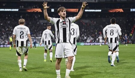 Semih Kılıçsoy siftah yaptı: Beşiktaş rakibini ikinci yarıda bulduğu gollerle yıktı