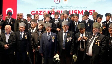 Cumhurbaşkanı Ersin Tatar, Samsun'da Kıbrıs gazileriyle bir araya geldi