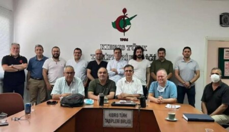 Kıbrıs Türk Cerrahi Derneği 3. Olağan Genel Kurulu Yapıldı