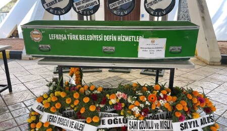 Muhittin İkidereli son yolculuğuna uğurlandı