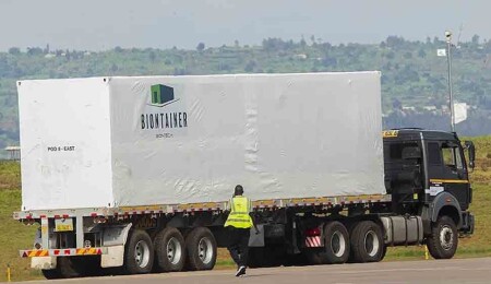 BioNTech'in konteyner aşı fabrikası Ruanda'ya ulaştı