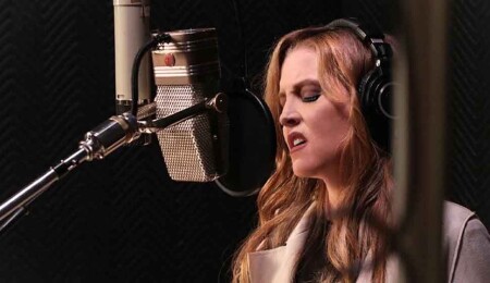 Elvis Presley'nin tek çocuğu Lisa Marie 54 yaşında hayatını kaybetti