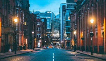 Afganistan'ın Londra Büyükelçiliği kapanıyor