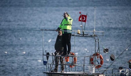 Marmara Denizi'nde batan geminin mürettebatını arama çalışmaları 12. gününde devam ediyor