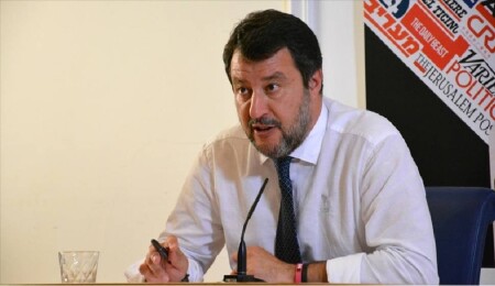İtalya’da mültecileri denizde ‘mahsur bırakan’ Başbakan Yardımcısı Salvini’ye 6 yıl hapis istemi