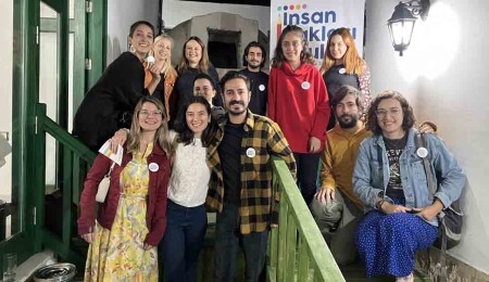 İnsan Hakları Okulu ilk mezunlarını verdi