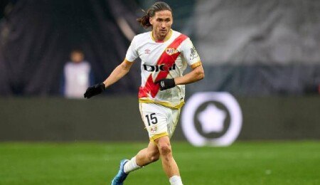 Crespo Rayo Vallecano'ya veda etti