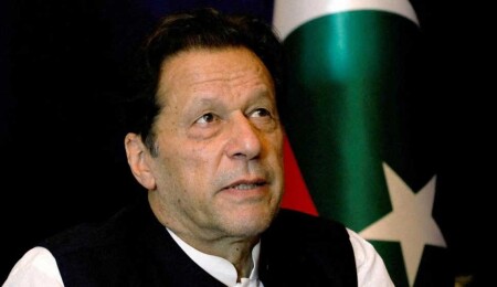 Pakistan polisi İmran Han'ın parti başkanını gözaltına aldı
