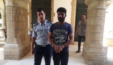 İstediği müzik çalmadı, bıçakla etraftakileri rahatsız etti: 2 gün tutuklu kalacak