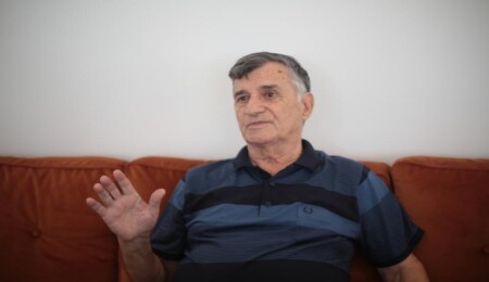 Ertuğruloğlu, Neşet İkiz’in vefatı nedeniyle ailesi ve sevenlerine başsağlığı diledi