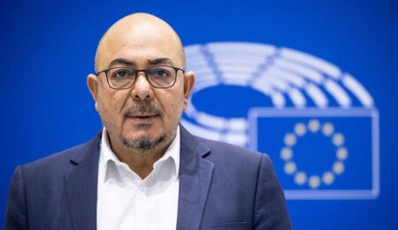 Niyazi Kızılyürek'ten Avrupa Parlamentosu seçimleriyle ilgili açıklama: Ara bölgede oy kullanılabilecek